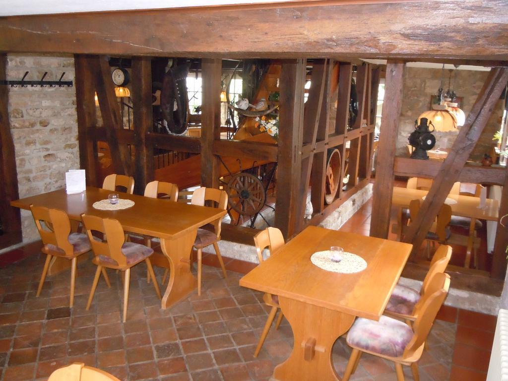 Landgasthof Zur Untermuehle Datterode Exterior foto